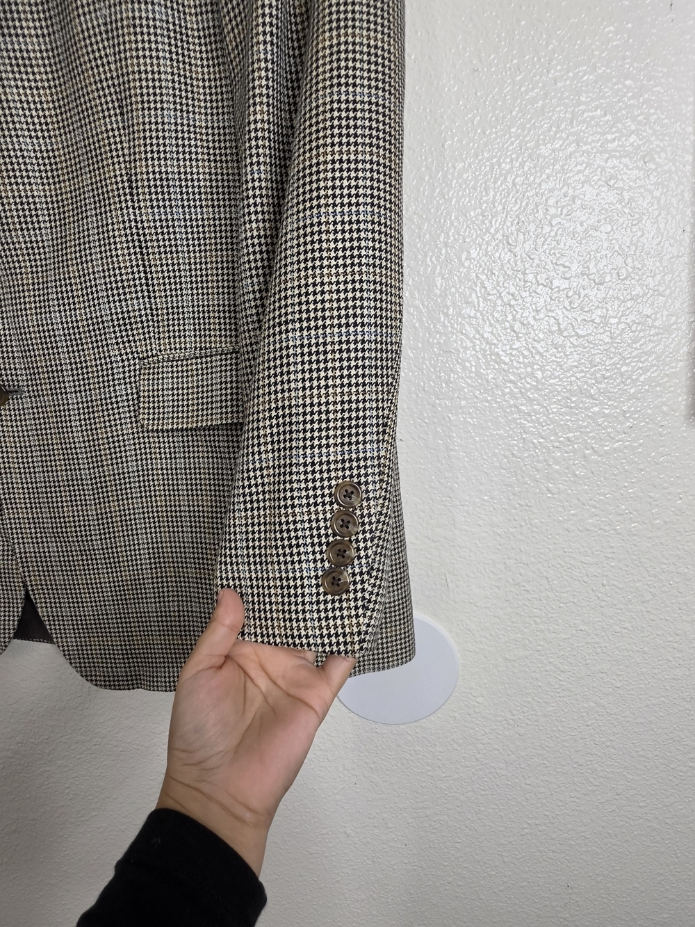 Chaps Men's 46R Silk Blazer Sport Coat Houndstooth Plaid Beige Blue Two Button - Picture 8 of 16